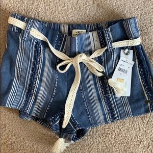 O’Neill beach shorts